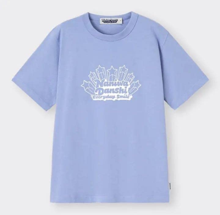 Amazon.co.jp: なにわ男子 GUコラボTシャツ ブルー Lサイズ